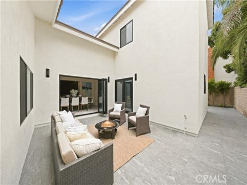 3661 Pirate , Huntington Beach, CA