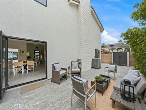 3661 Pirate , Huntington Beach, CA