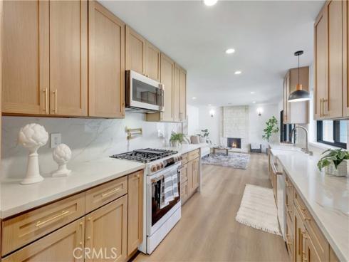 17392 Lido , Huntington Beach, CA
