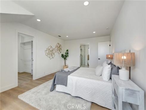 17392 Lido , Huntington Beach, CA