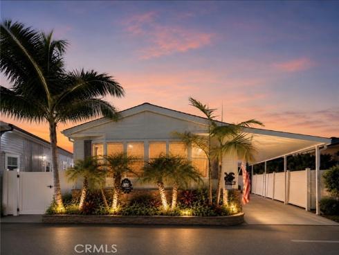 16421  Haiku   Lane, Huntington Beach, CA