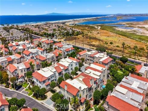 19239 Meadowood Cir , Huntington Beach, CA
