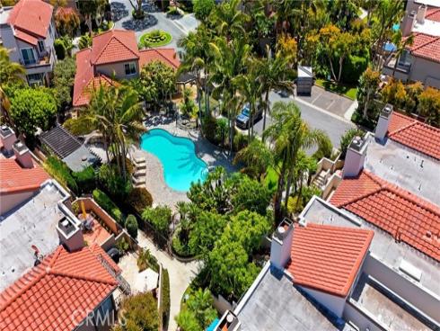 19239 Meadowood Cir , Huntington Beach, CA