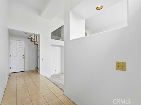 19239 Meadowood Cir , Huntington Beach, CA