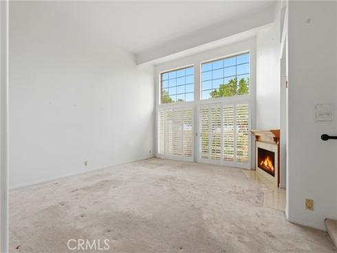 19239 Meadowood Cir , Huntington Beach, CA