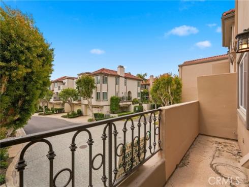 19239 Meadowood Cir , Huntington Beach, CA