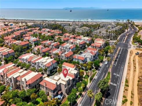 19239 Meadowood Cir , Huntington Beach, CA