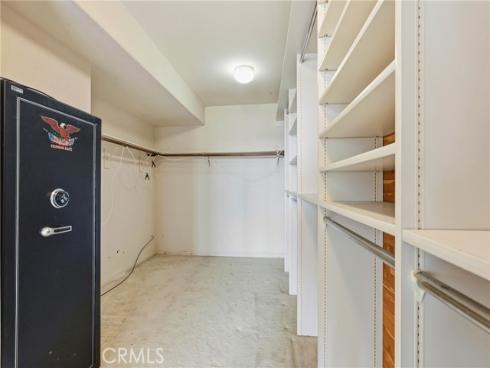19239 Meadowood Cir , Huntington Beach, CA