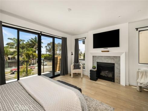 603 Delaware Street, Huntington Beach, CA