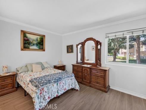 8788 Coral Springs 201B Court, Huntington Beach, CA