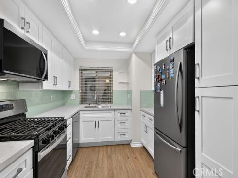 8788 Coral Springs 201B Court, Huntington Beach, CA