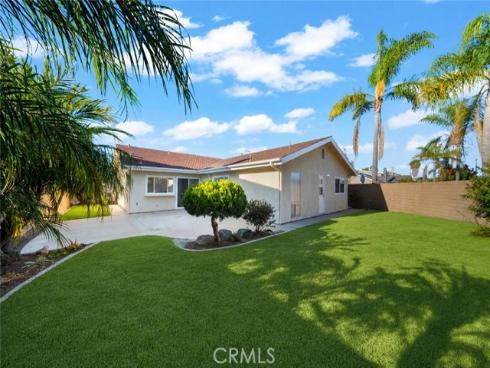 8612 Bayonne , Huntington Beach, CA