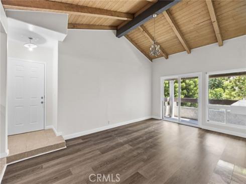 21372 Brookhurst , Huntington Beach, CA