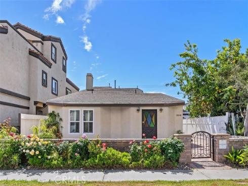 320 7th , Huntington Beach, CA