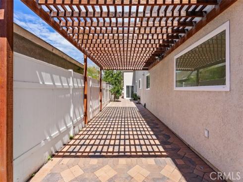 320 7th , Huntington Beach, CA