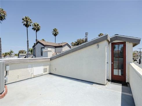 320 7th , Huntington Beach, CA
