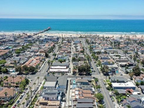 320 7th , Huntington Beach, CA