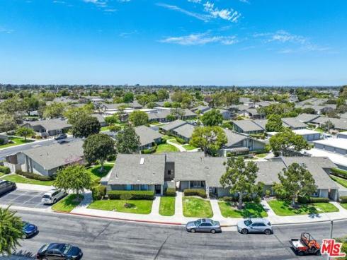 8645 Butte #602B Circle, Huntington Beach, CA