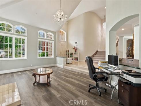 18682 Jockey Circle, Huntington Beach, CA