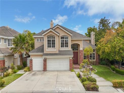 18682 Jockey Circle, Huntington Beach, CA