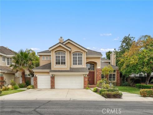18682 Jockey Circle, Huntington Beach, CA