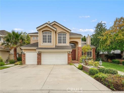 18682  Jockey   Circle, Huntington Beach, CA