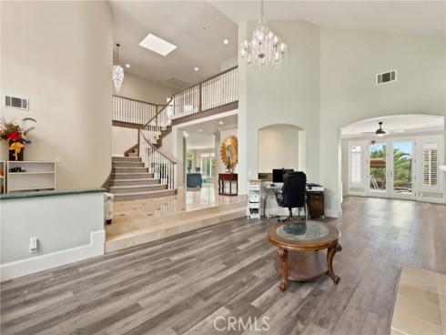 18682 Jockey Circle, Huntington Beach, CA