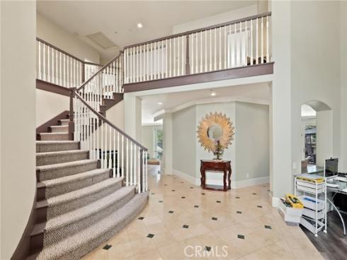 18682 Jockey Circle, Huntington Beach, CA