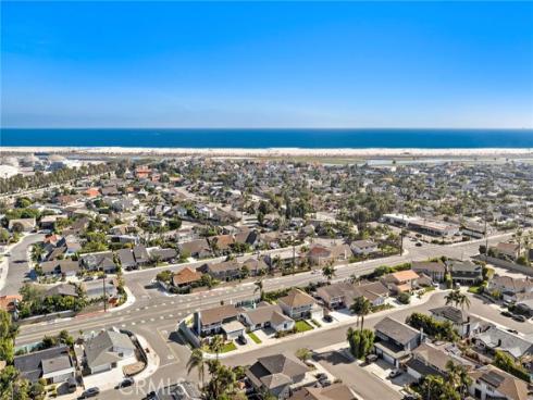 9582  Hightide   Drive, Huntington Beach, CA