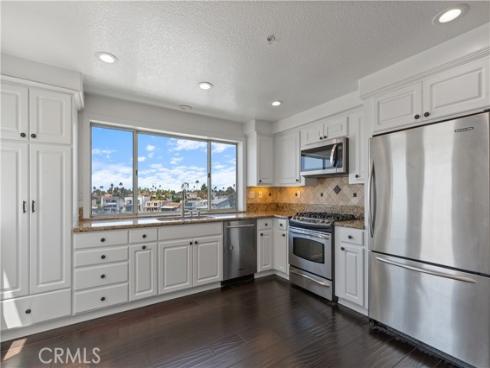 4167 Warner 301 , Huntington Beach, CA