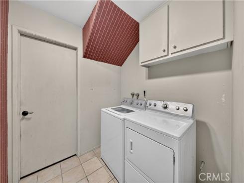 19441 Summer Breeze Lane, Huntington Beach, CA