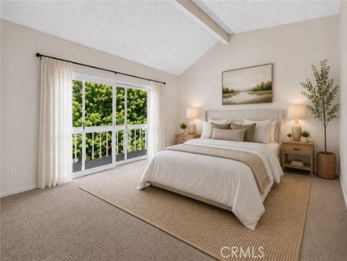 19441 Summer Breeze Lane, Huntington Beach, CA