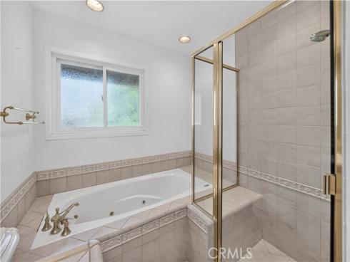 19441 Summer Breeze Lane, Huntington Beach, CA