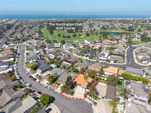 19441 Summer Breeze Lane, Huntington Beach, CA