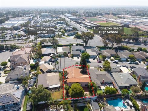 19441 Summer Breeze Lane, Huntington Beach, CA