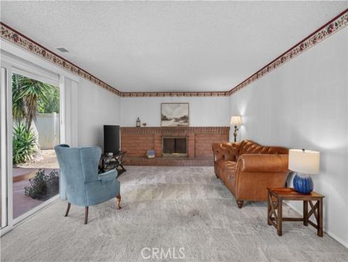 19441 Summer Breeze Lane, Huntington Beach, CA
