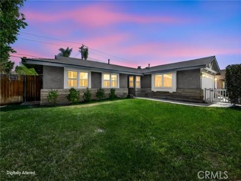 5972 Meadowlark Drive