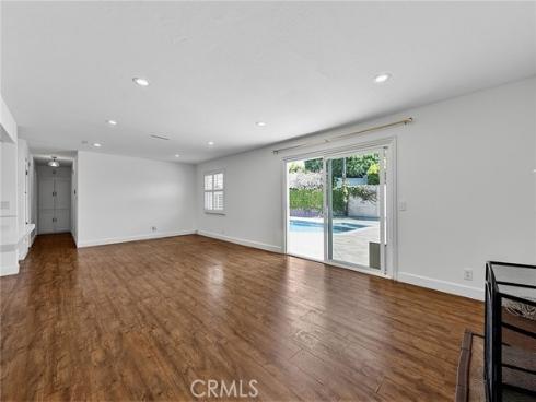 5972 Meadowlark Drive, Huntington Beach, CA
