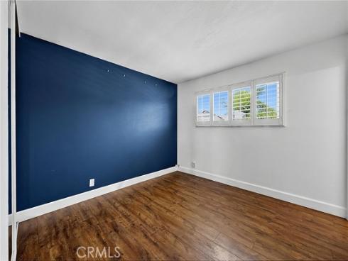 5972 Meadowlark Drive, Huntington Beach, CA