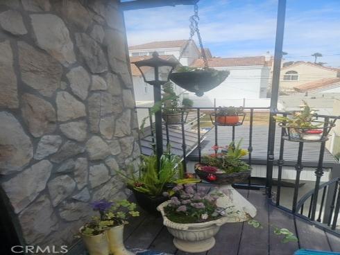 306 6th , Huntington Beach, CA