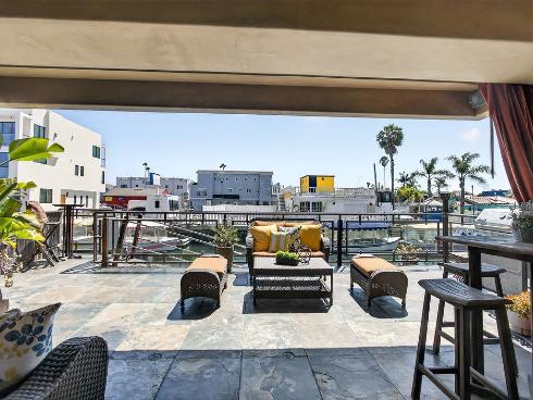 16735 Bayview Drive, Huntington Beach, CA