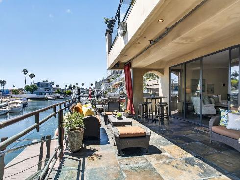 16735 Bayview Drive, Huntington Beach, CA