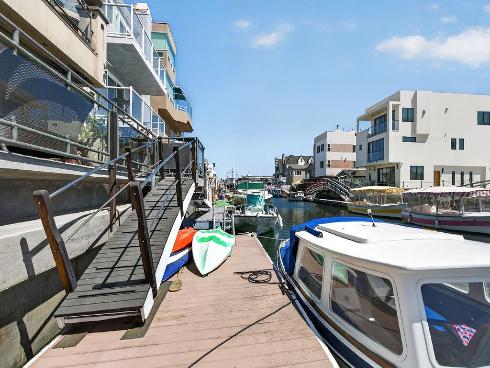 16735 Bayview Drive, Huntington Beach, CA