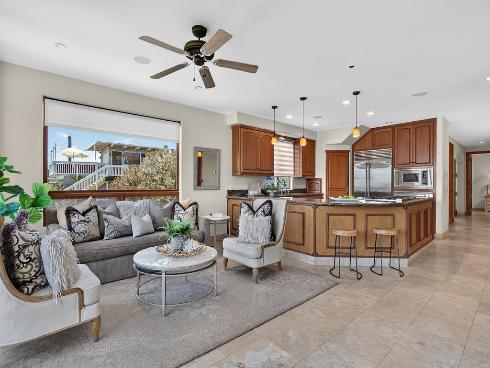 16735 Bayview Drive, Huntington Beach, CA
