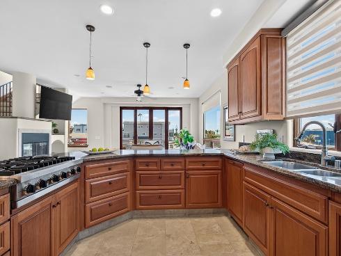 16735 Bayview Drive, Huntington Beach, CA