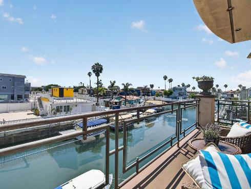 16735 Bayview Drive, Huntington Beach, CA