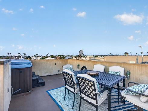 16735 Bayview Drive, Huntington Beach, CA