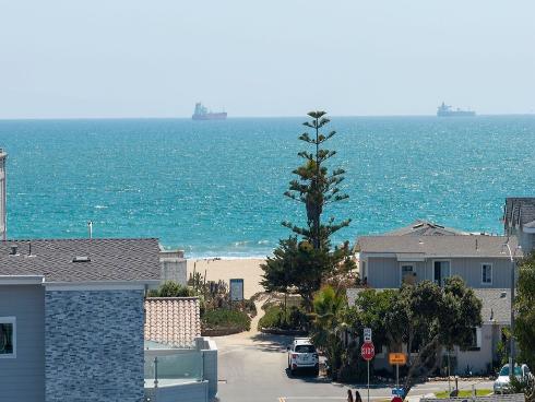 16735 Bayview Drive, Huntington Beach, CA