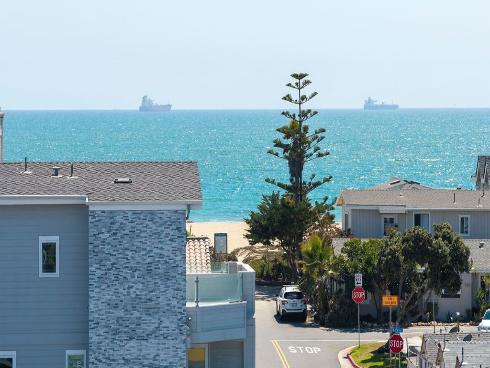 16735 Bayview Drive, Huntington Beach, CA