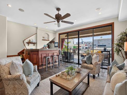 16735 Bayview Drive, Huntington Beach, CA